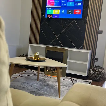 Soni Cozy Wood Lägenhet *